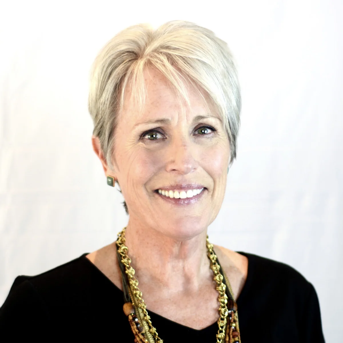 Lynne M. Spreen headshot 2016